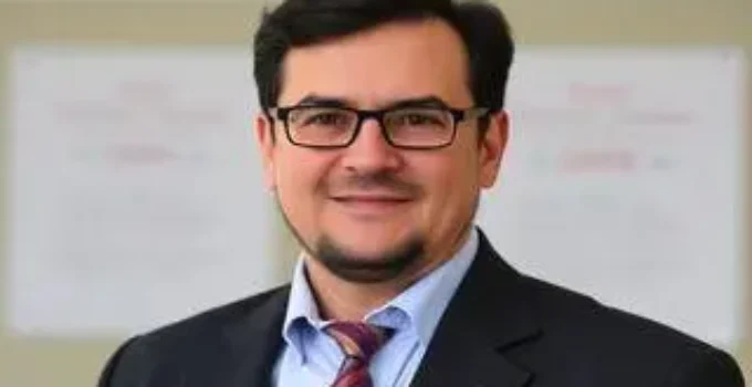 fechamento de Cmeis e de escolas em Goiânia