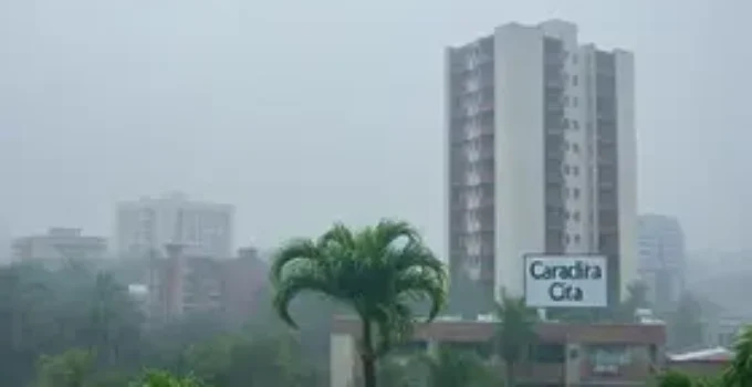 chuva forte e ventania