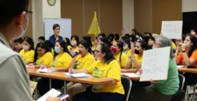 trabalhadores da educação de Goiânia