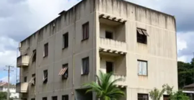 prédio abandonado Goiânia